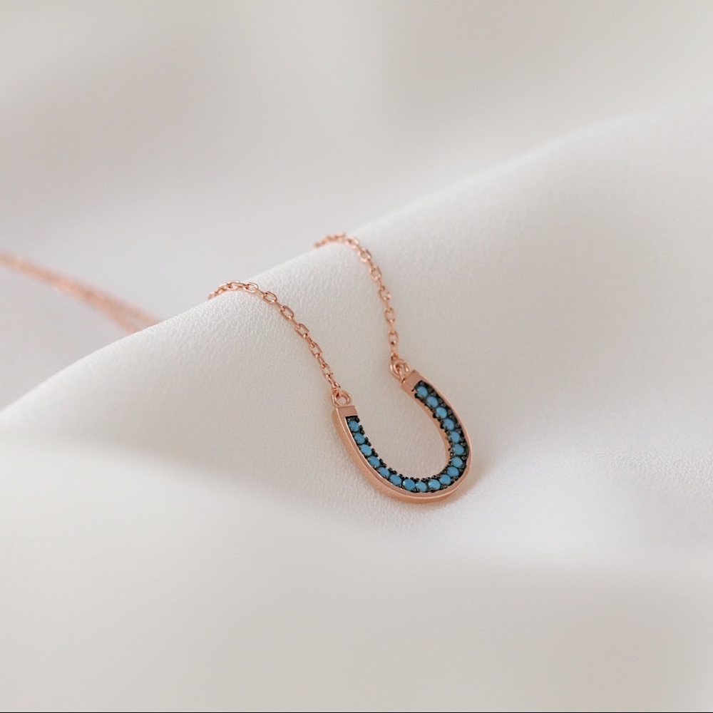 Turquoise Horseshoe Necklace | Rose Gold Plated - Picture 2 of 8
